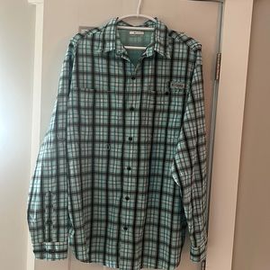 Like New - Men Columbia XL Long Sleeve PFG Omni-shade blue and grey plaid.